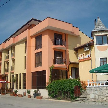 Hotel Kakadu Kavarna Exterior photo